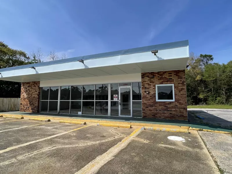 1080 W Michigan Ave, Pensacola, FL 32505-2320