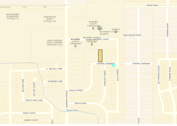 600 Central Parkway Rd, Woodstock, IL 60098