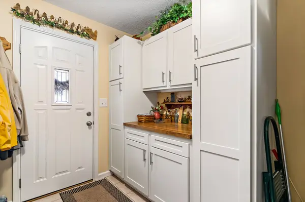 10605 W State Road 56, Lexington, IN 47138