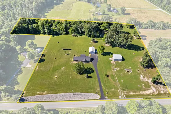 10605 W State Road 56, Lexington, IN 47138