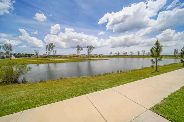 8977 Eureka St, Milton, FL 32583-2476