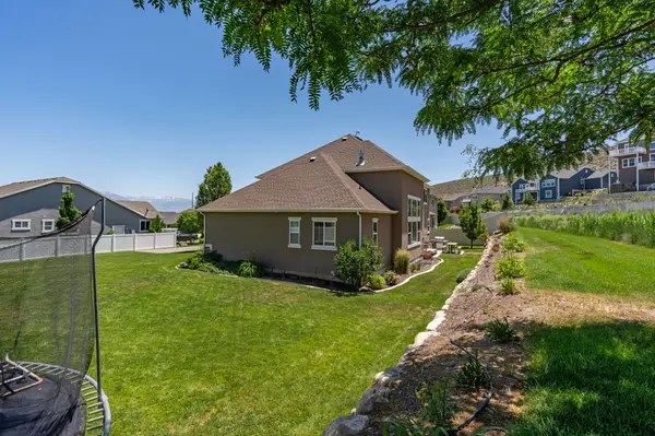1489 S Lake View Terrace Rd, Saratoga Springs, UT 84045-3850
