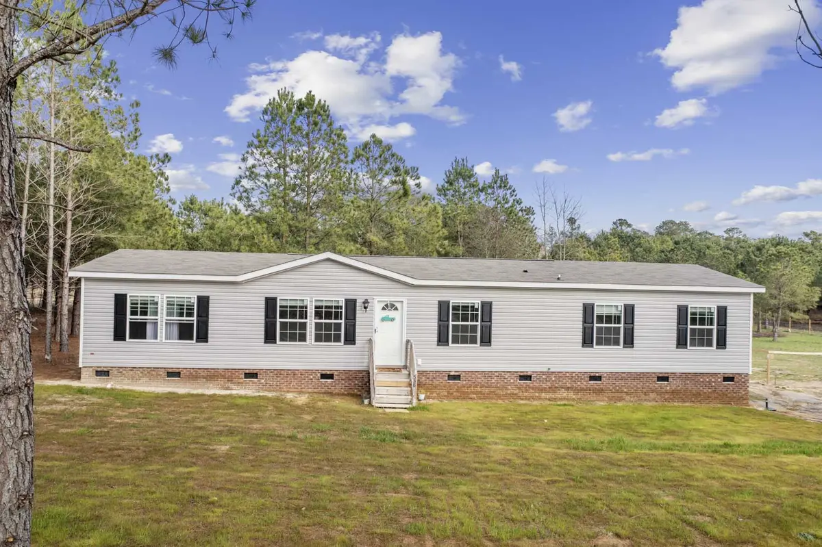 538 Ballance Farm Rd, St Pauls, NC 28384-9664
