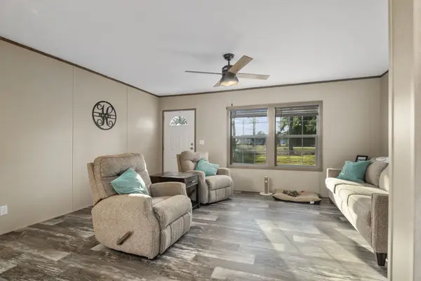 538 Ballance Farm Rd, St Pauls, NC 28384-9664