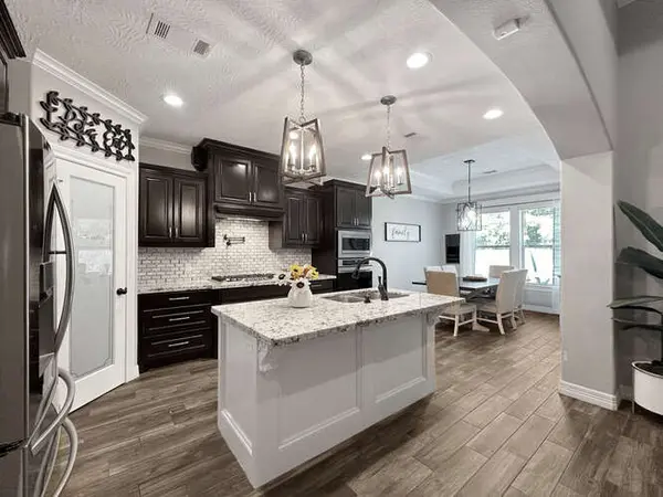 6175 Carrie Ln, Beaumont, TX 77713-4195