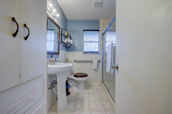 1100 Fauntleroy Trl, Austin, TX 78758-4804