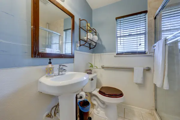 1100 Fauntleroy Trl, Austin, TX 78758-4804