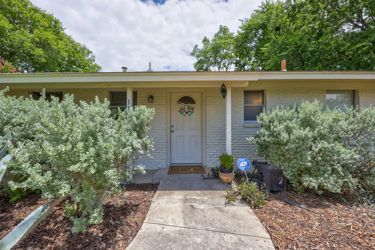 1100 Fauntleroy Trl, Austin, TX 78758-4804