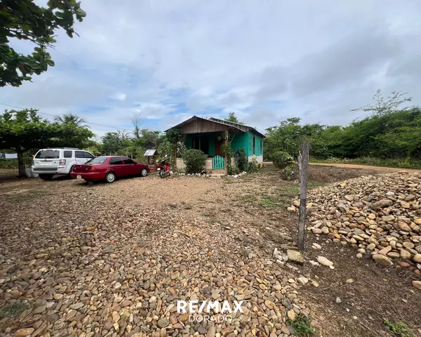 Cayo District,,Franks Eddy Village