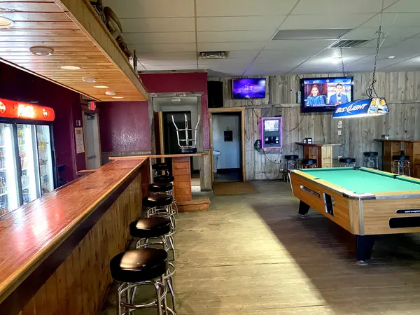 64 S 1st St E, Malta, MT 59538-9004