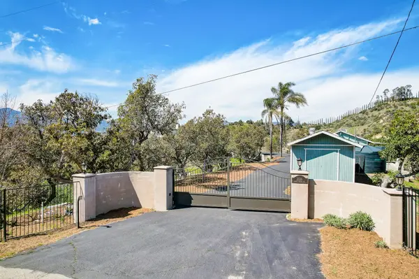 2326 Green Valley Rd, Fallbrook, CA 92028-9727