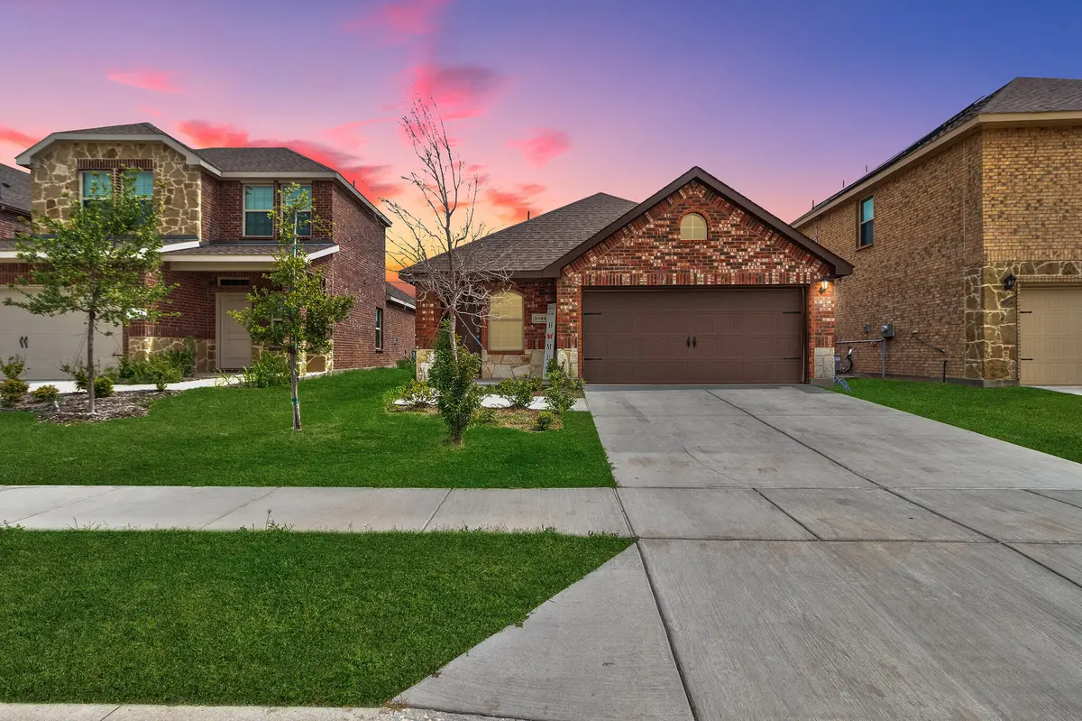 3025 Glazner Dr, Forney, TX 75126-3444