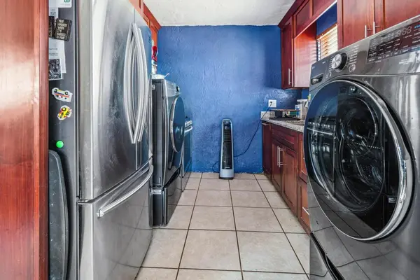 5208 Tropicana Ave, El Paso, TX 79924-3318
