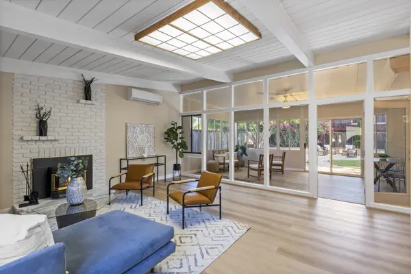 445 E Duane Ave, Sunnyvale, CA 94085-3705
