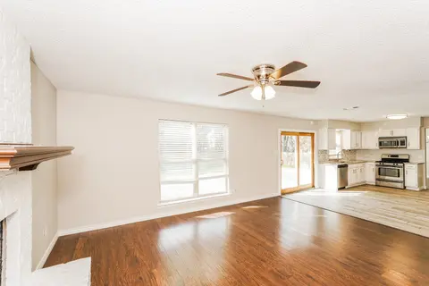 6316 Brookgate Dr, Arlington, TX 76016-3707