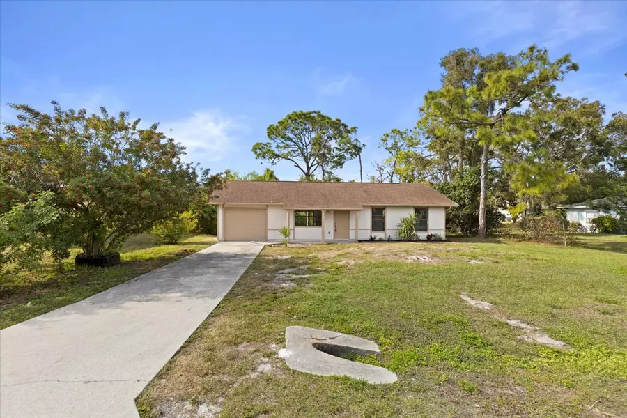 18422 Columbine Rd, Fort Myers, FL 33967-3235