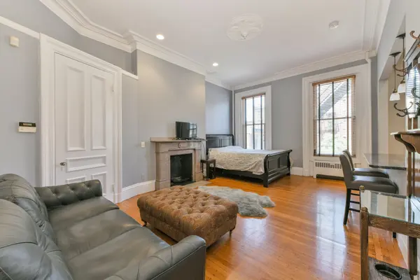 319 Commonwealth Ave #22, Boston, MA 02115-1908