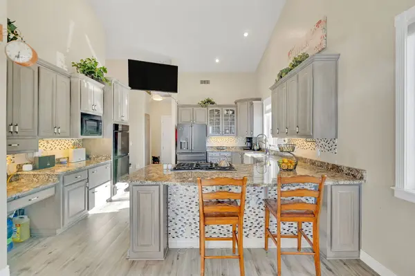 37325 N 29th Ave, Phoenix, AZ 85086-6376