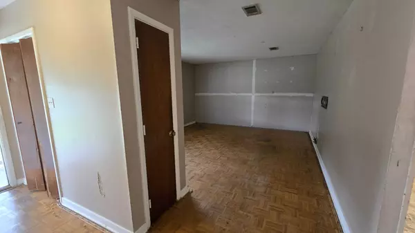 Fort Walton Beach, FL 32547-3225,201 Priscilla Dr