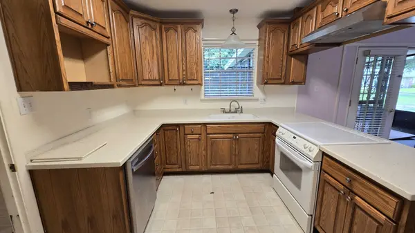 201 Priscilla Dr, Fort Walton Beach, FL 32547-3225