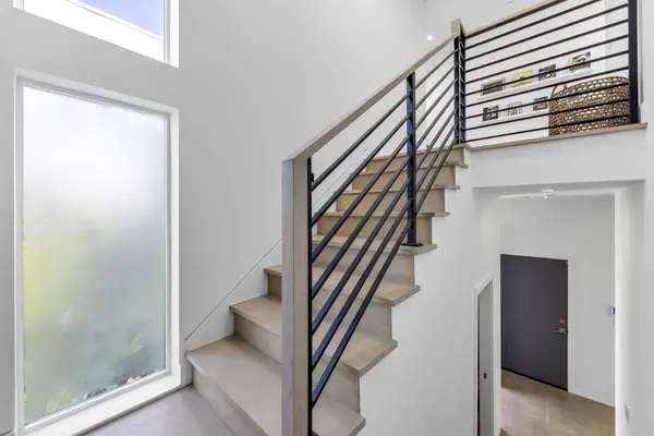 1224 66th St, Berkeley, CA 94702-2616