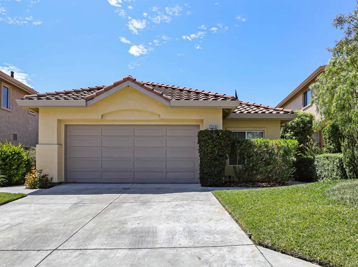 25518 Sunflower Ct, Salinas, CA 93908-1538