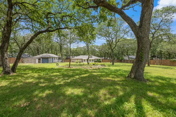 1005 Hillview Dr, Keller, TX 76248-4012