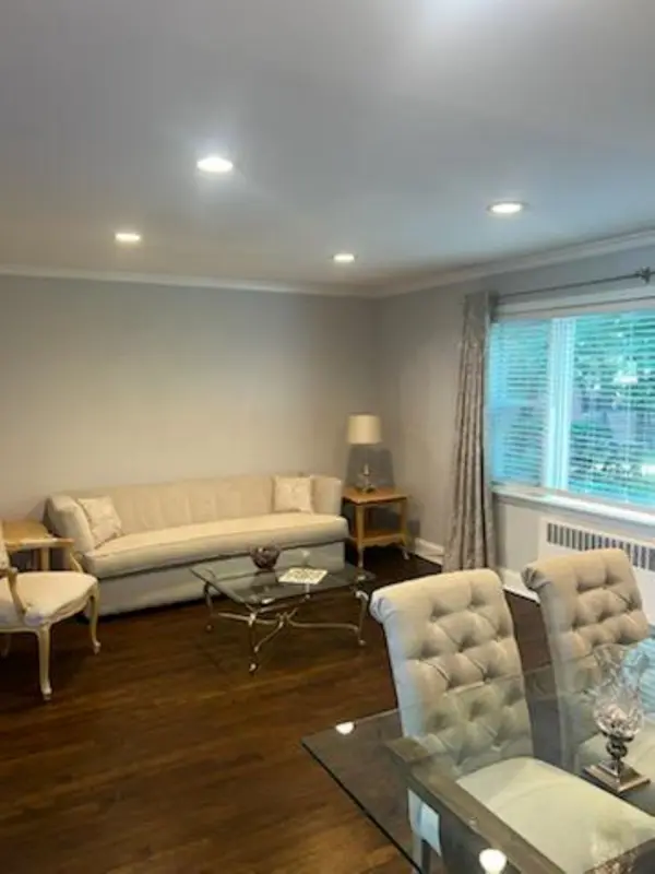 130 Theodore Fremd Ave #14A, Rye, NY 10580-2837
