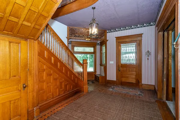 1706 Broadway, Denison, IA 51442-2118