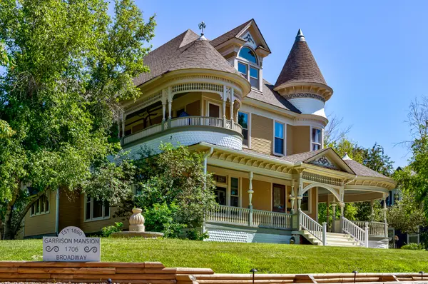 1706 Broadway, Denison, IA 51442-2118