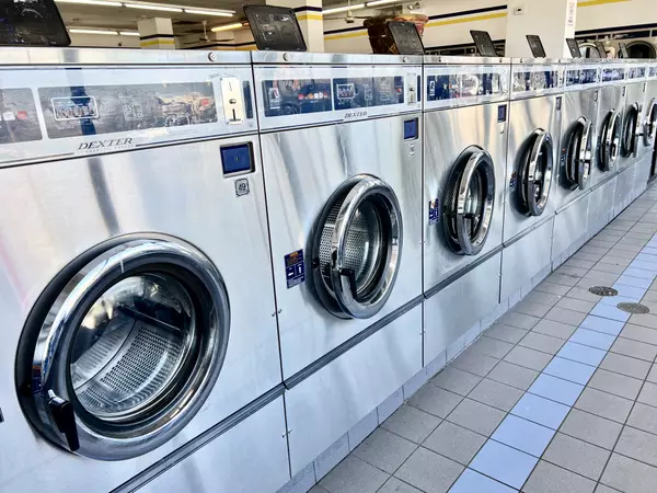 Justice, IL 60458-1401,8425 W 79th St