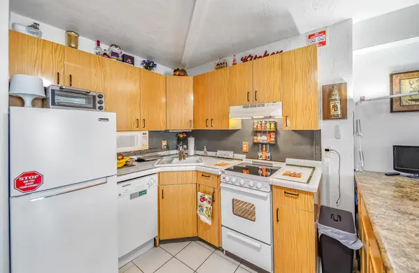 224 E Garden St #348, Pensacola, FL 32502-6036