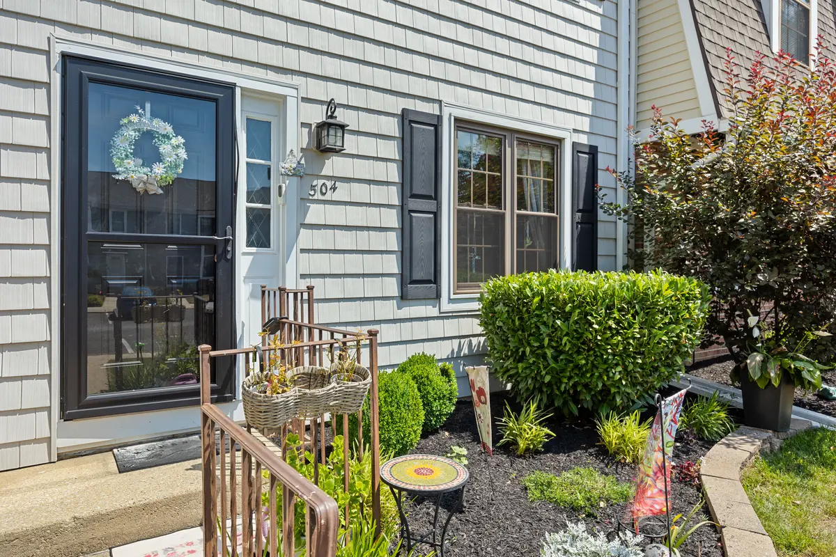 540 S Kings Crft, Cherry Hill, NJ 08034
