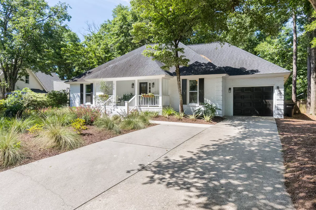 Mt Pleasant, SC 29464-5114,719 Bradburn Dr