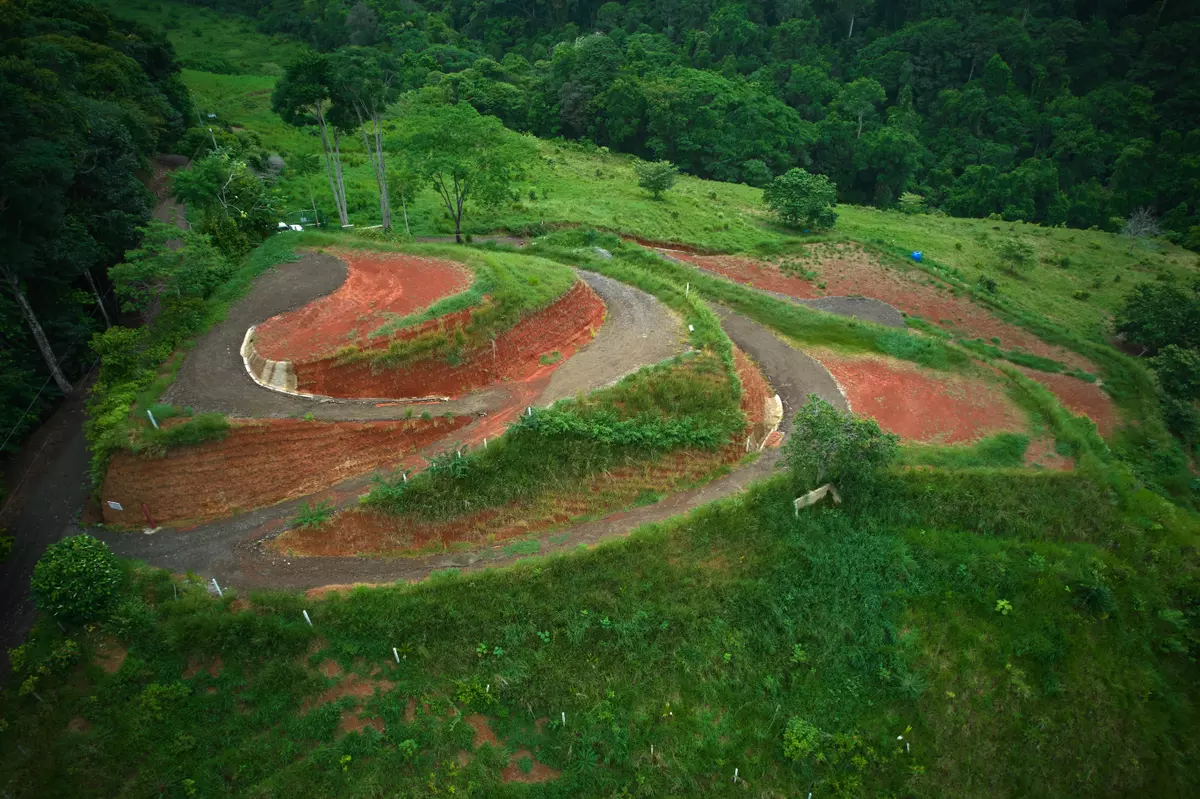 Breathtaking Ocean-View Lot – Just 1 km from Playa Ventanas in Ojochal!