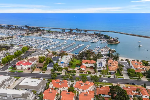 Dana Point, CA 92629-3035,24423 Santa Clara Ave