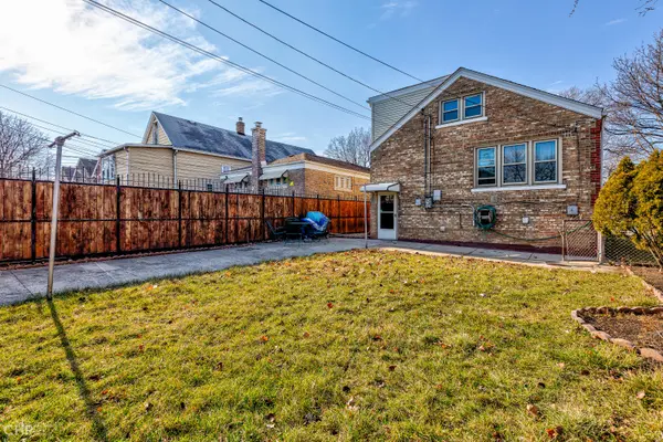 5101 S Kilpatrick Ave, Chicago, IL 60632-4928