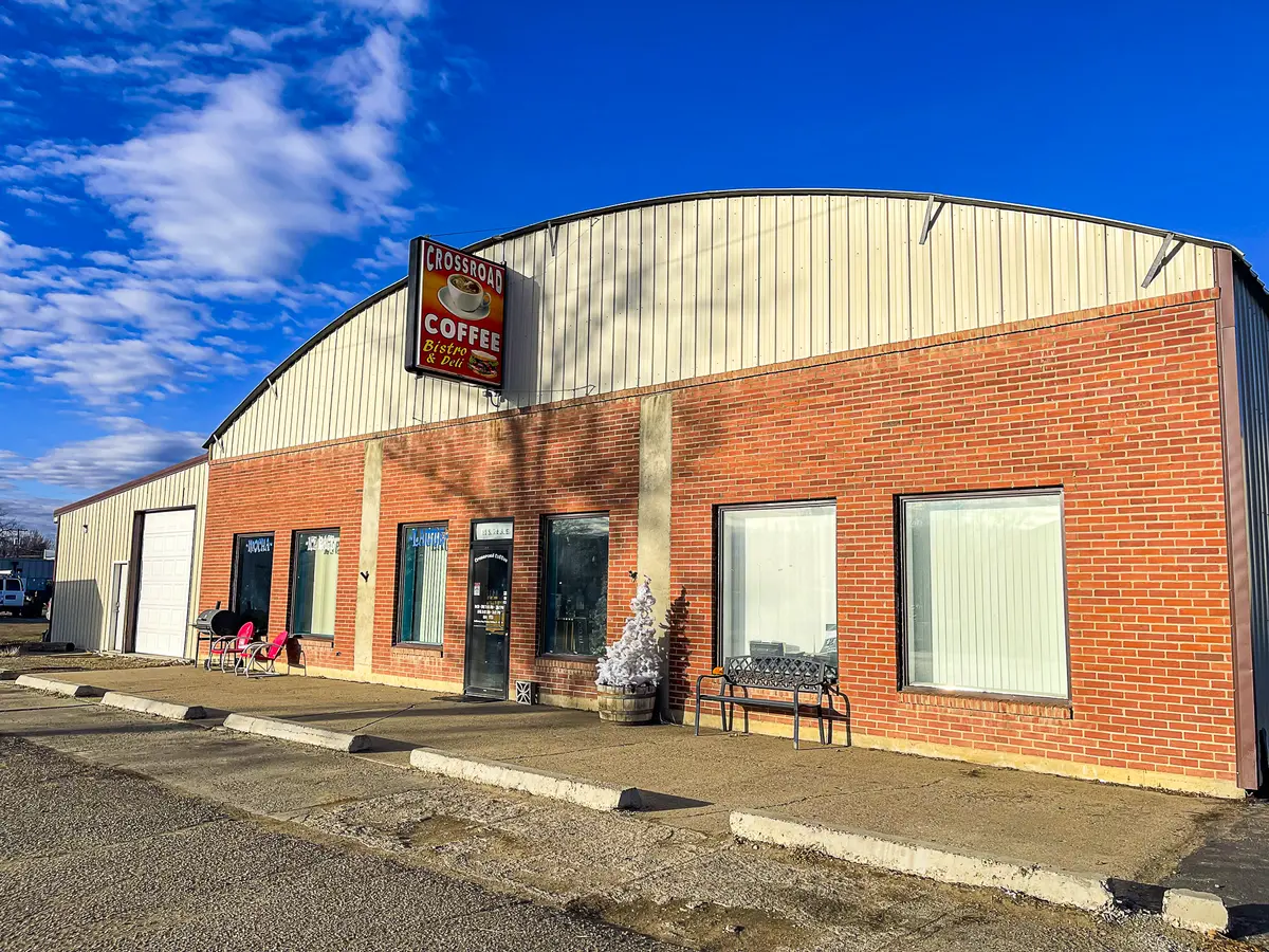 63 S 3rd St E, Malta, MT 59538-8959