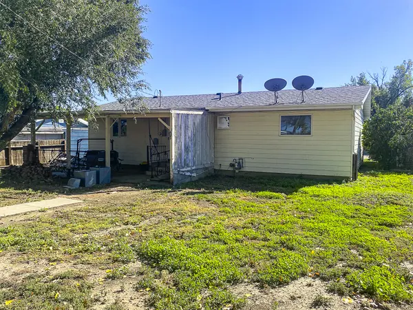 708 Knapp St, Wolf Point, MT 59201-1822