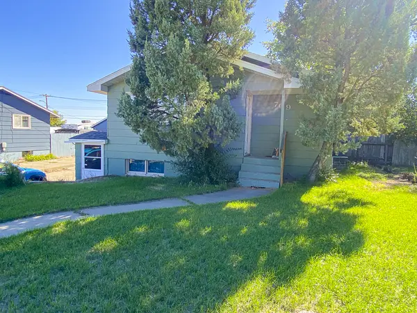709 Knapp St, Wolf Point, MT 59201-1820