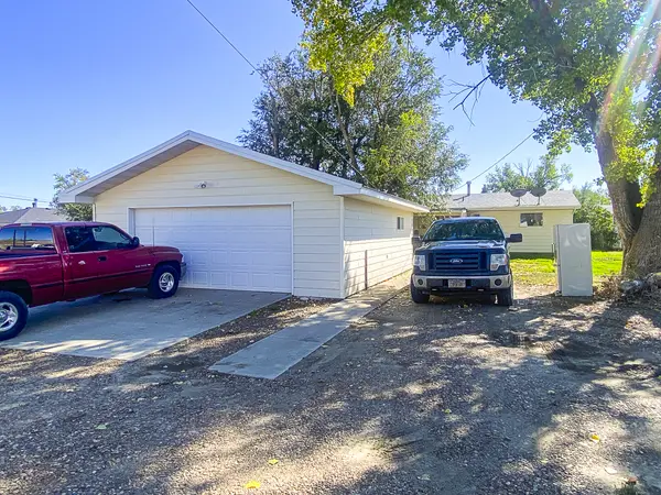 708 Knapp St, Wolf Point, MT 59201-1822