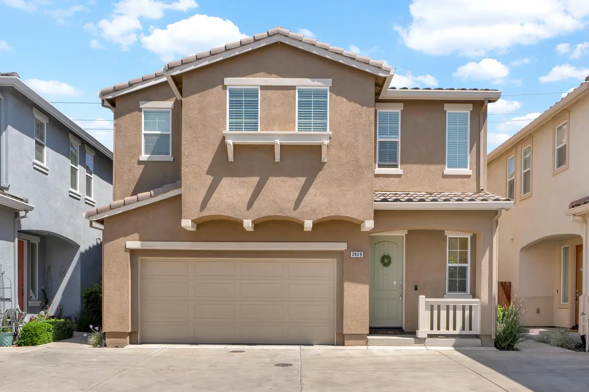 3909 Purple Finch Ln, Modesto, CA 95355-8515