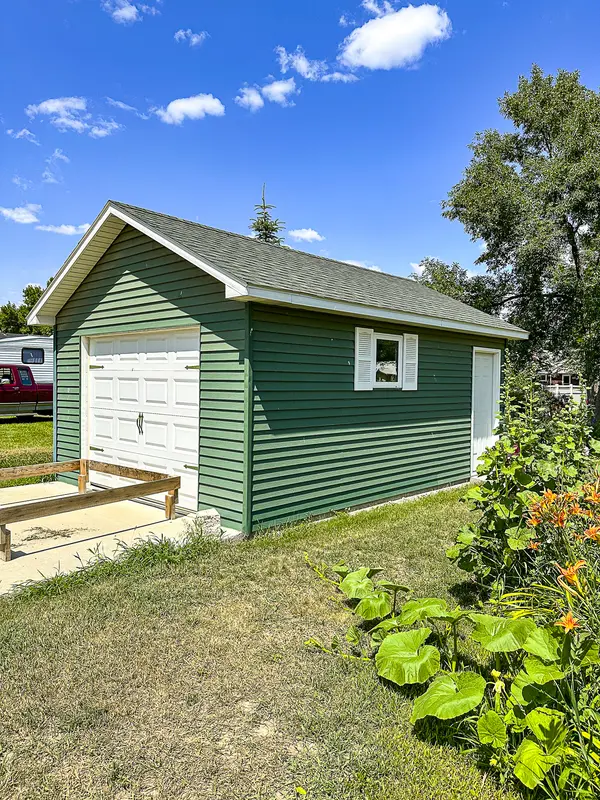 404 S Central Ave W, Malta, MT 59538