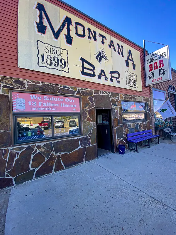 429 1st Ave N, Glasgow, MT 59230