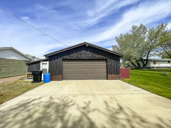 322 S 8th St E, Malta, MT 59538-8989