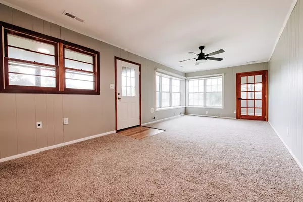 1971 Muddy Creek Rd, Spring City, TN 37381-5630