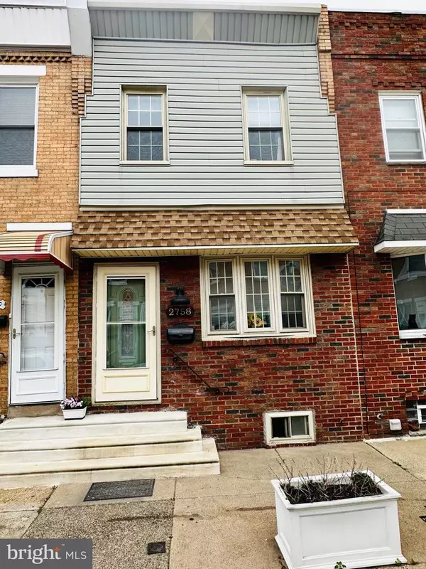 2758 Plum St, Philadelphia, PA 19137-1606