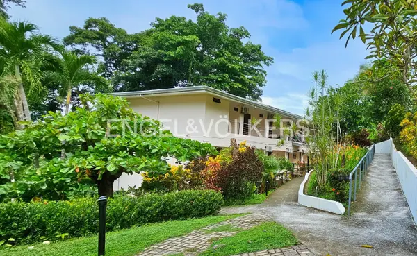 Beachfront Hotel Manuel Antonio, Quepos, Rica