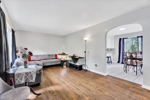 5337 Yecker Ave, Kansas City, KS 66104-2363