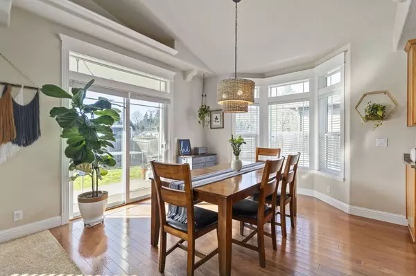 Grants Pass, OR 97526-8321,142 Hudson Ln